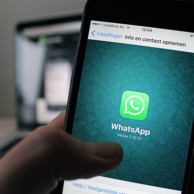 Wajib Tahu, WhatsApp Bakal Hapus Chat yang Nggak Di-Back Up!
